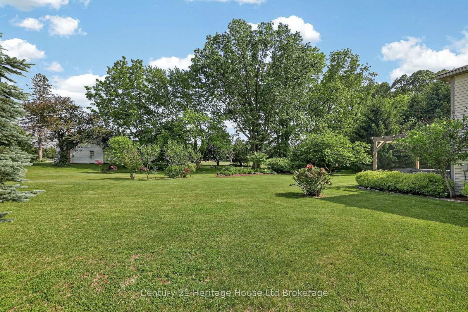 1567 Forestry Farm Road • Norfolk, ON photo 31