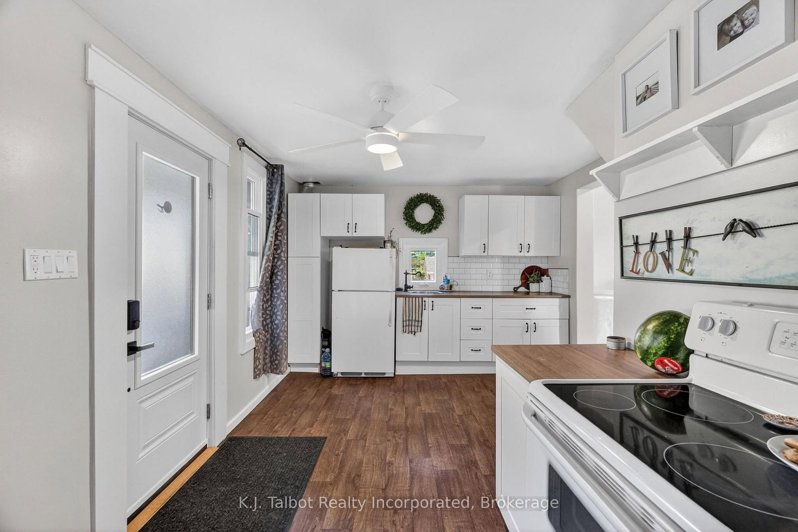 345 Cambridge Street • Goderich, ON photo 6