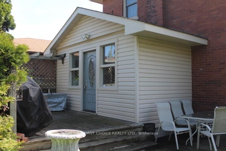 310 Algoma Street N • Thunder Bay, ON photo 3