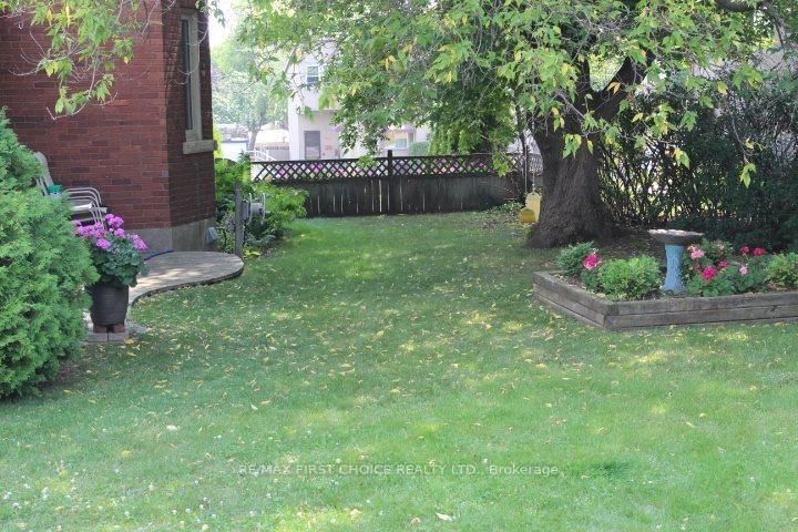 310 Algoma Street N • Thunder Bay, ON photo 6