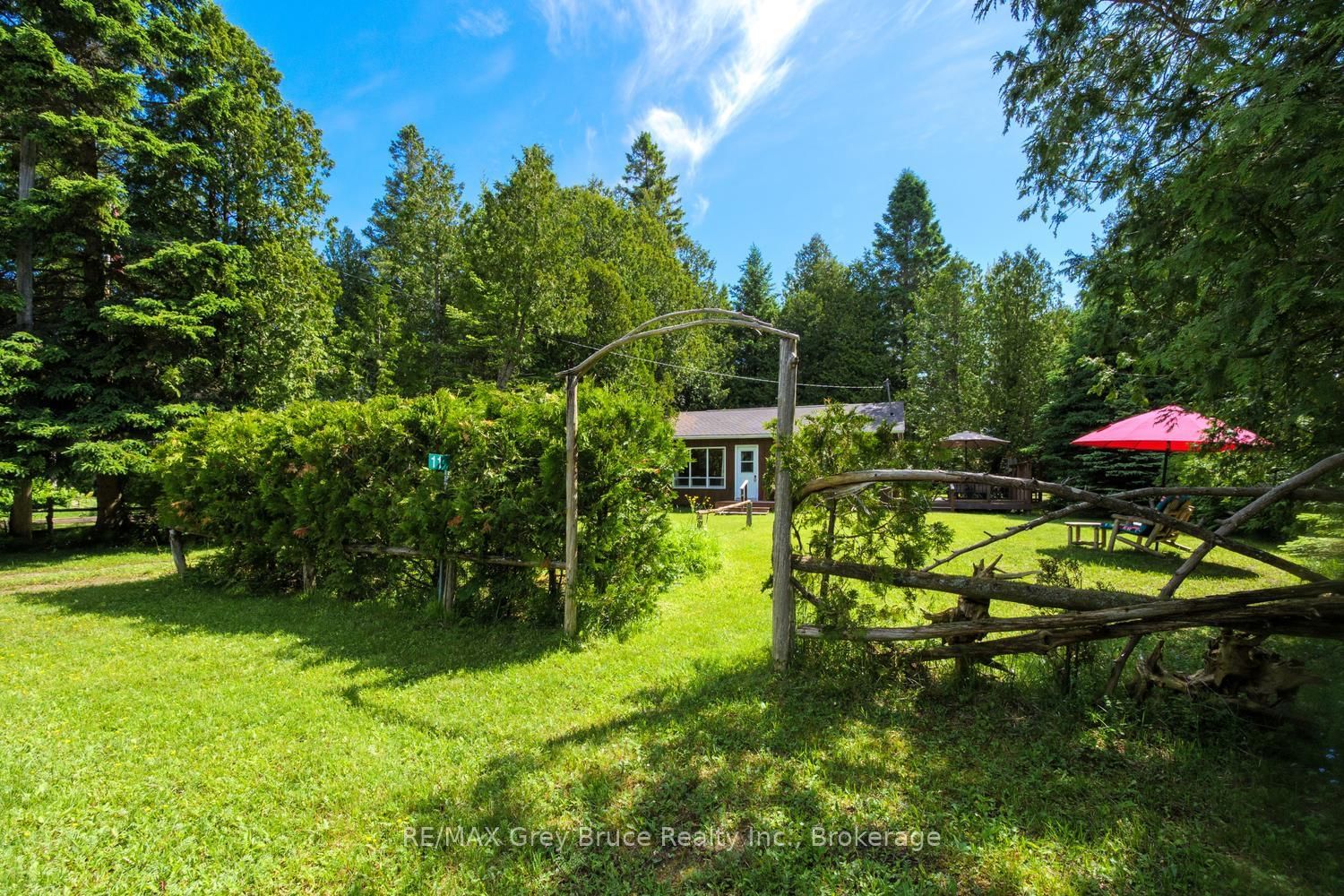 11 Eldridge Avenue • South Bruce Peninsula, ON photo 35