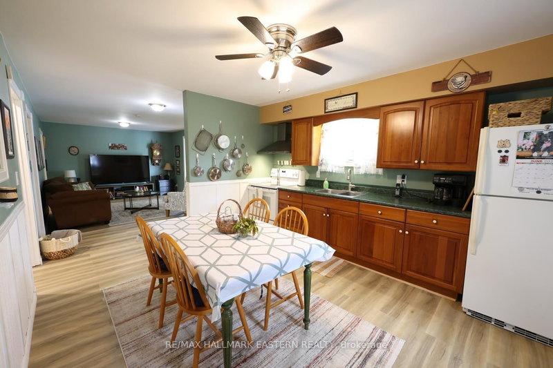 14 Alfred Street W