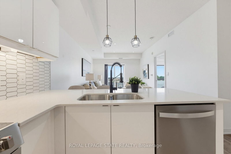 513 - 16 Markle Crescent
