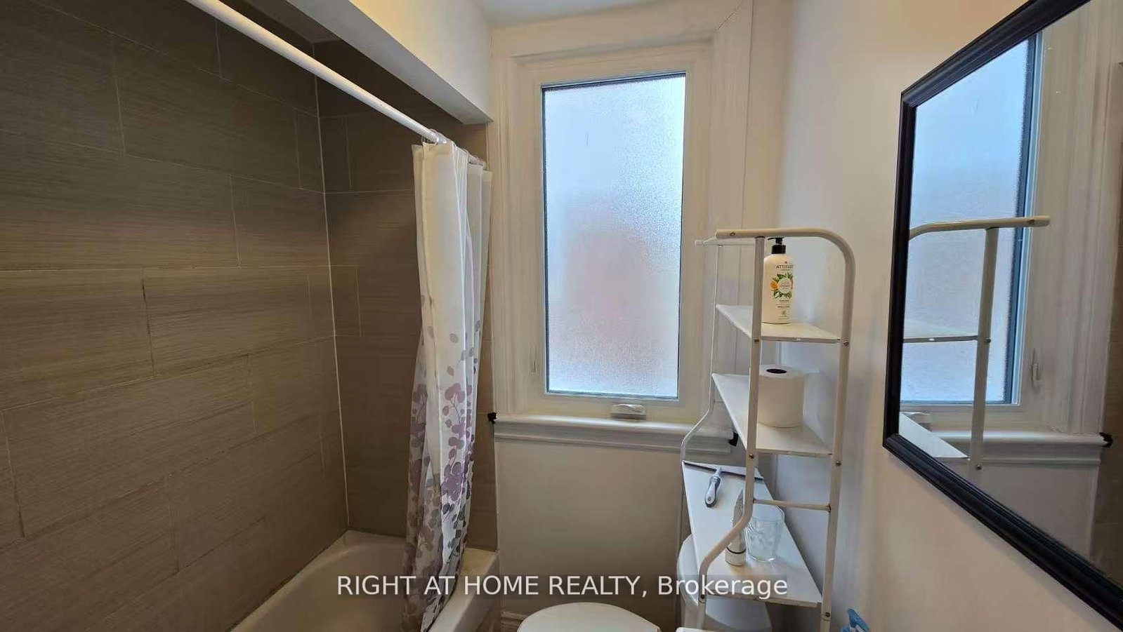 148 S Haddon Avenue • Hamilton, ON photo 7