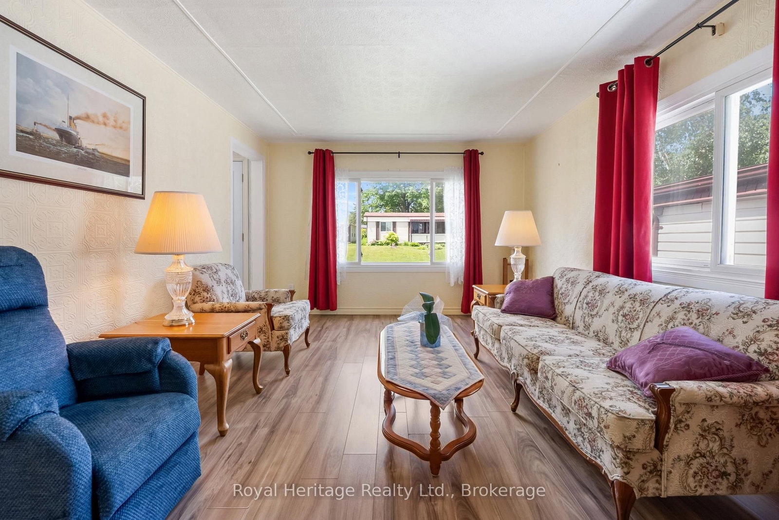 17 Circle Drive • Kawartha Lakes, ON photo 6
