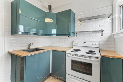 Unit 3 — 1071 Gladstone Avenue — photo 5