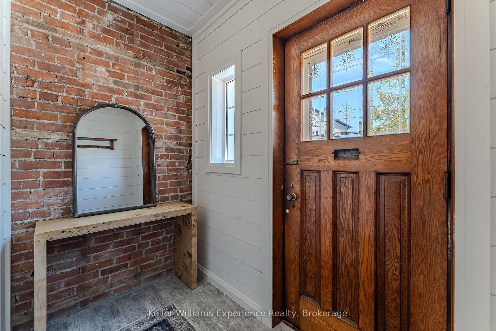 211 5th Street E • Owen Sound, ON photo 4