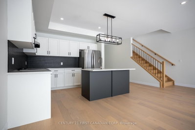 4251 Calhoun Way • London South, ON photo 8