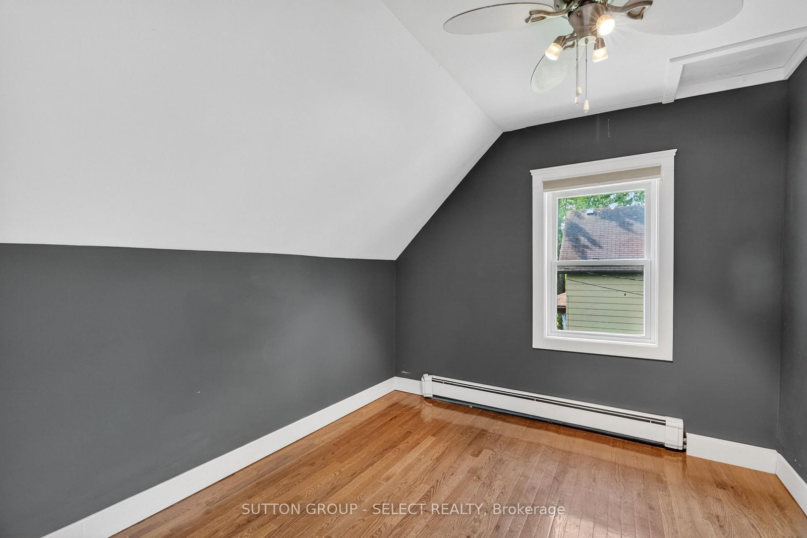 30 Argyle Street • Lambton Shores, ON photo 15