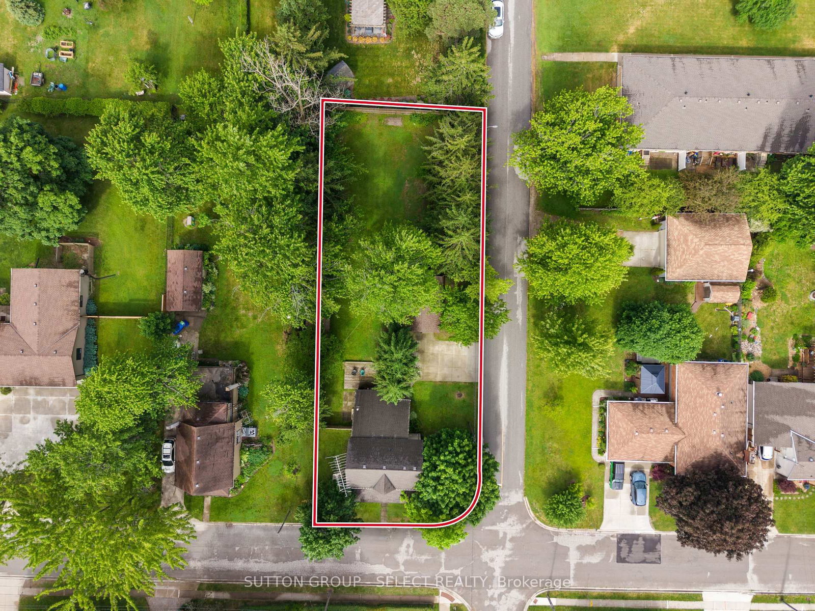 30 Argyle Street • Lambton Shores, ON photo 3
