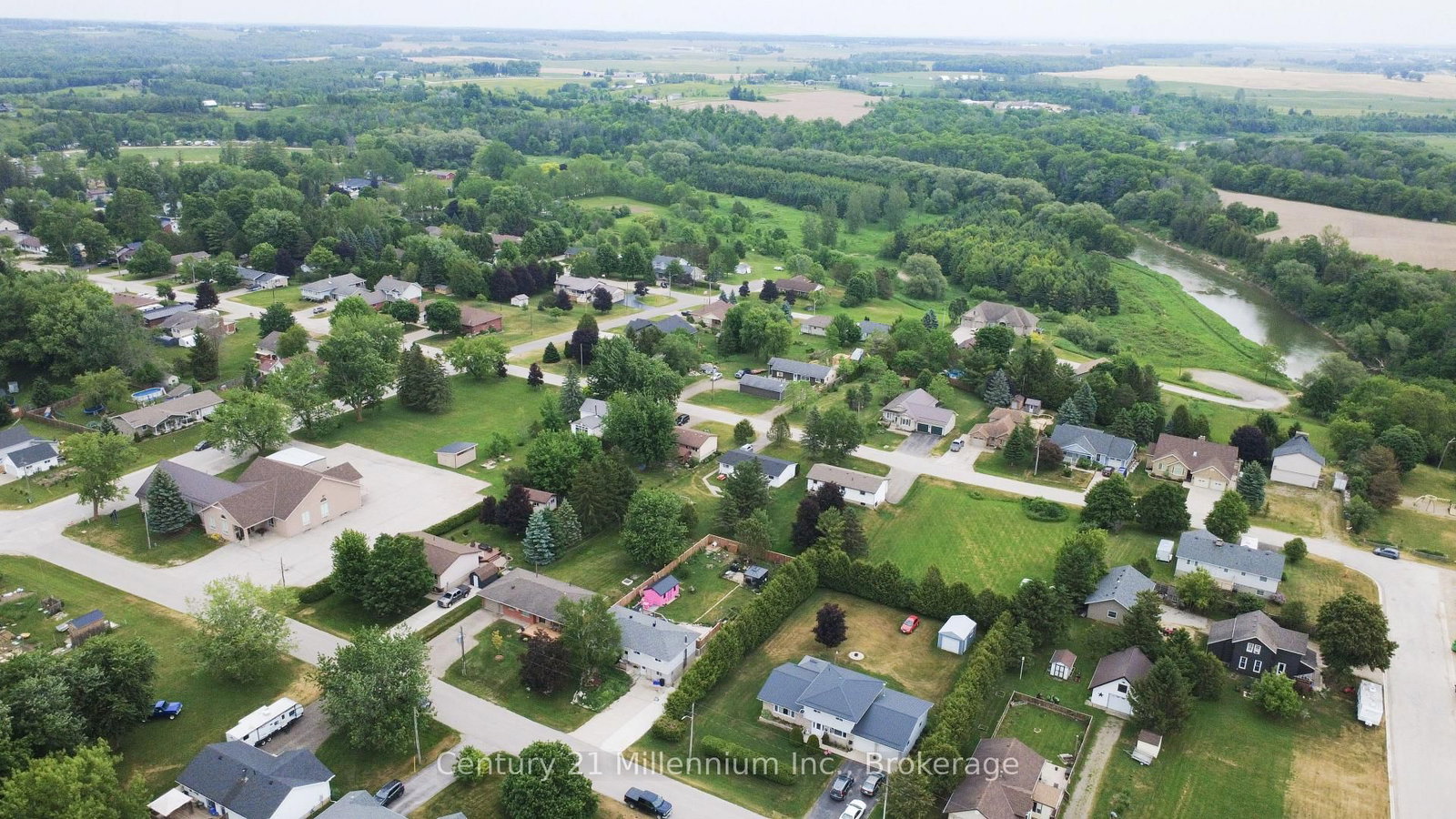 101 Albert Street • Arran-Elderslie, ON photo 6