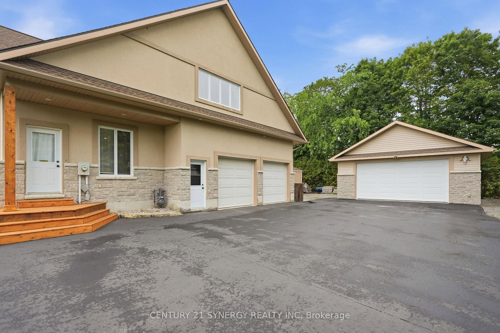 8279 Nova Lux Way • Metcalfe, ON photo 35