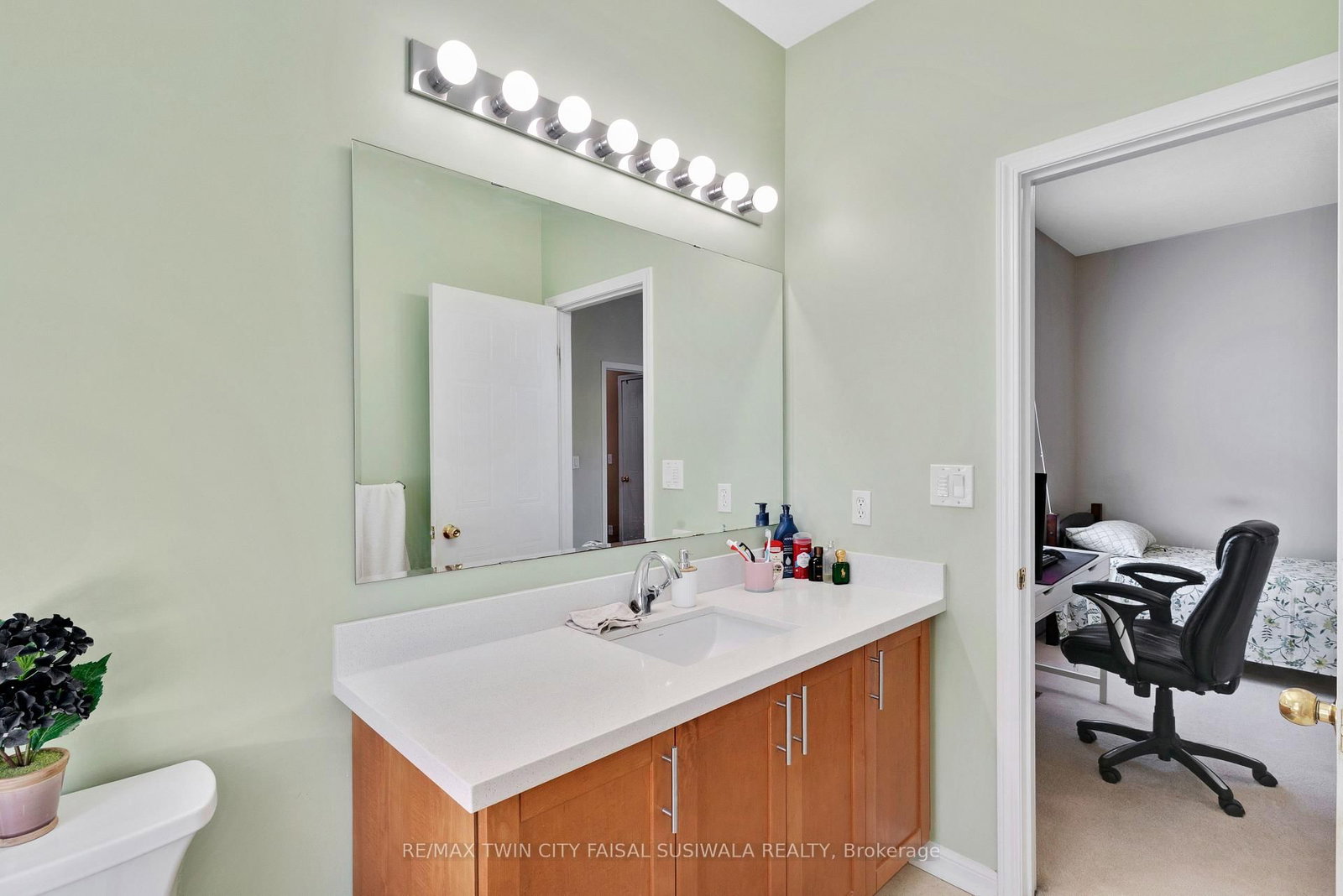298 Garth Massey Drive • Cambridge, ON photo 29