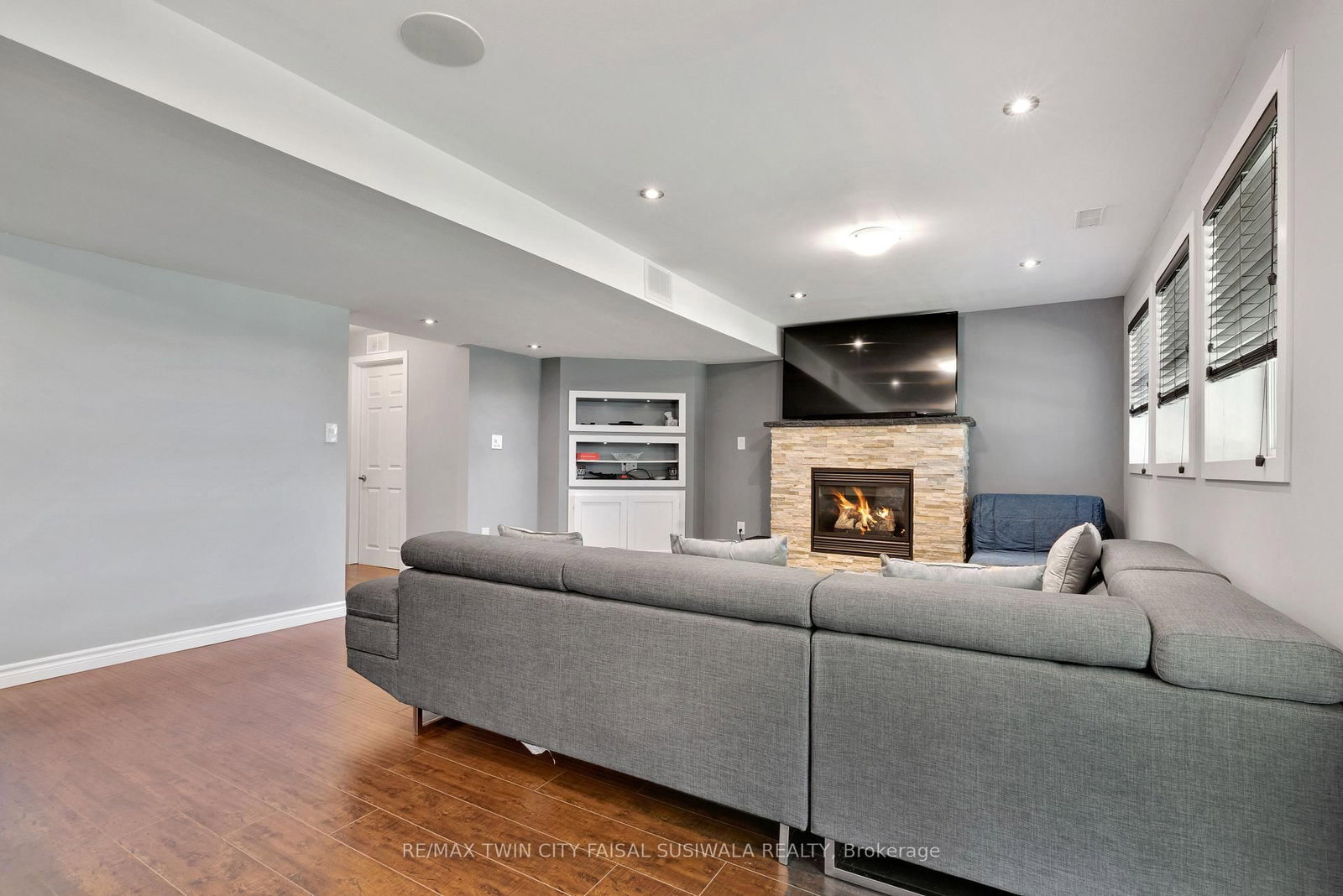 298 Garth Massey Drive • Cambridge, ON photo 35
