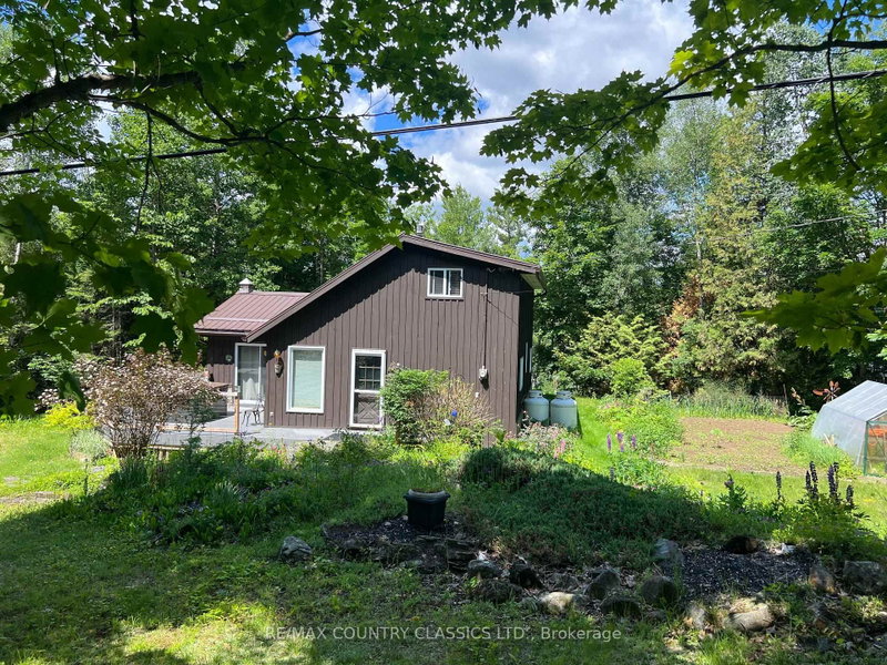 1322A Weslemkoon Lake Road