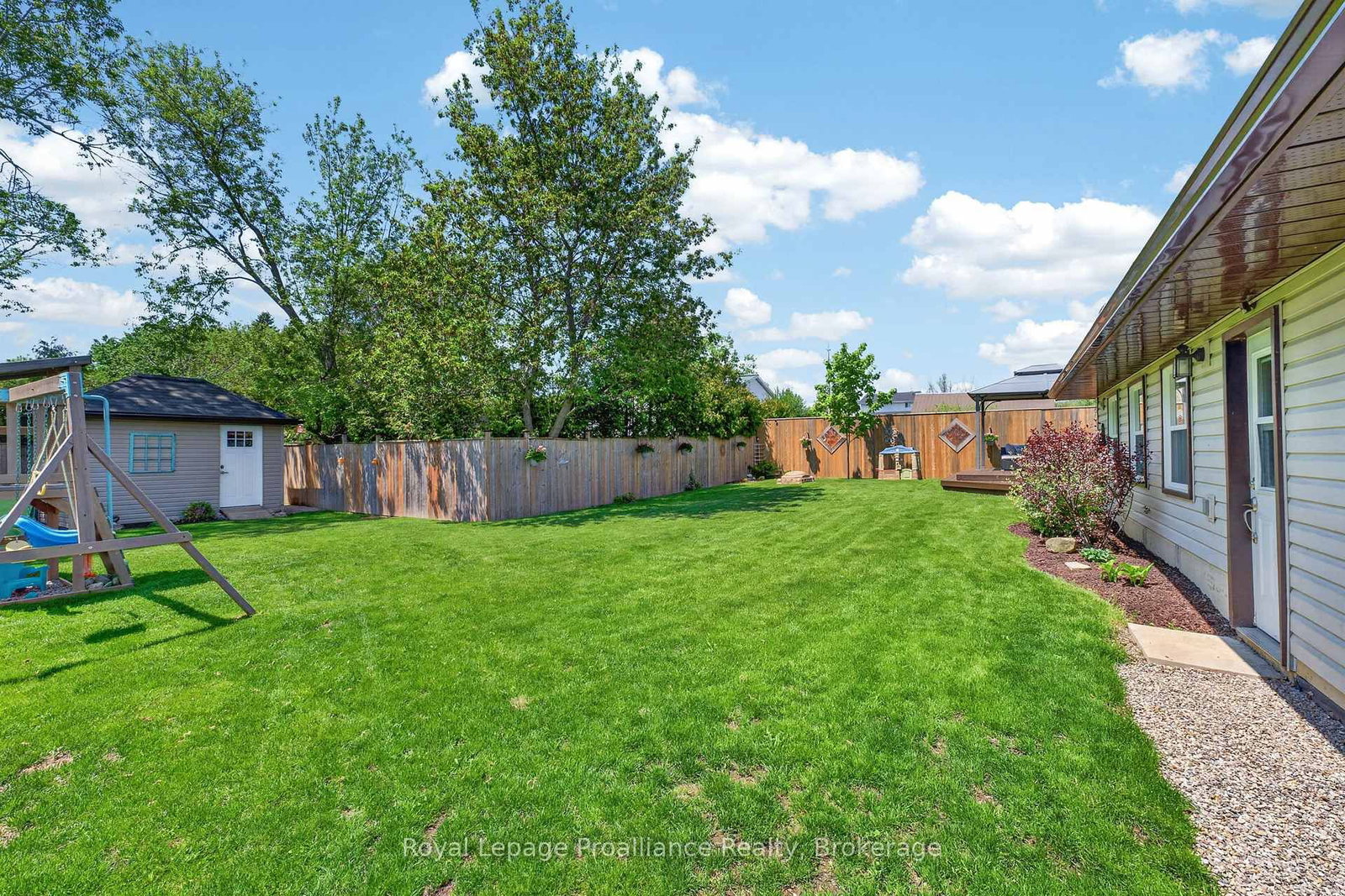 57 Pearl Street • Deseronto, ON photo 29