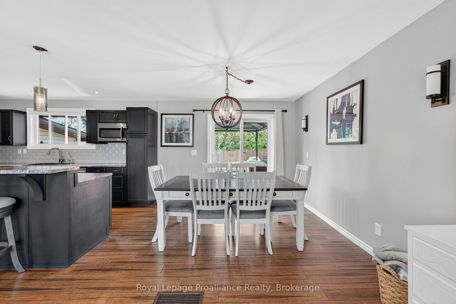 57 Pearl Street • Deseronto, ON photo 8