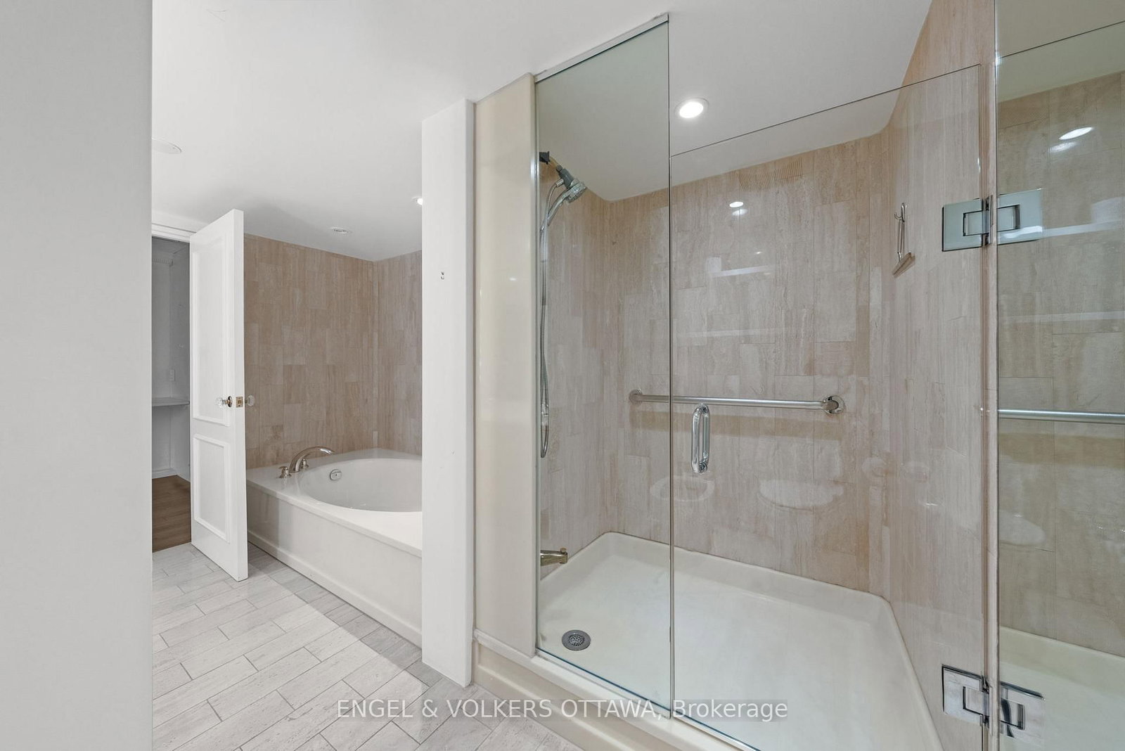 111 Echo Drive • #406 • Ottawa, ON photo 46