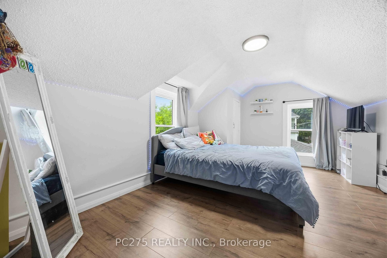 112 Essex Street • Sarnia, ON photo 22