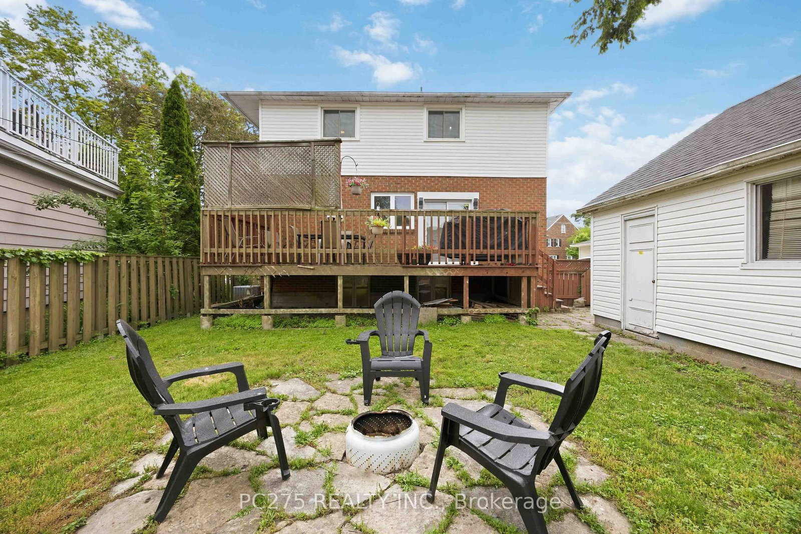 112 Essex Street • Sarnia, ON photo 30