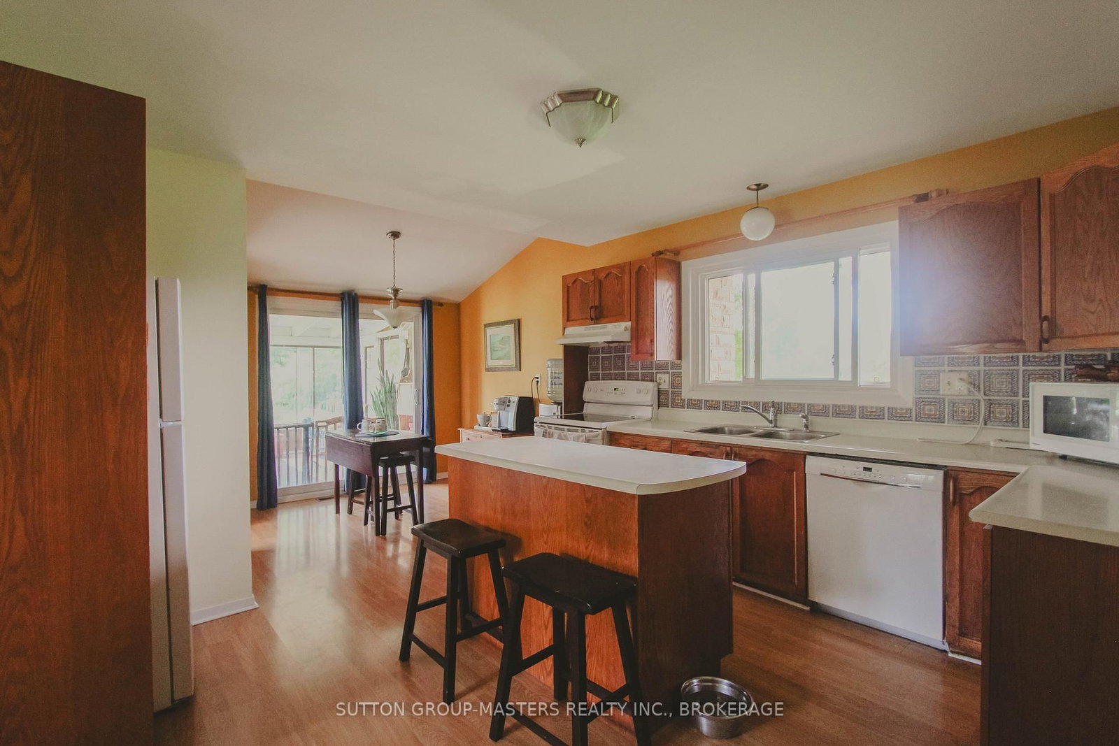 4374 County Road 1 • Yarker, ON photo 12