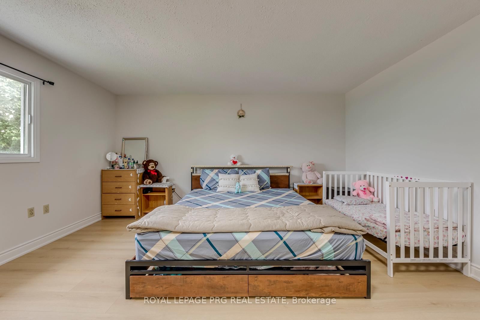 54 Walter Street • Brantford, ON photo 28