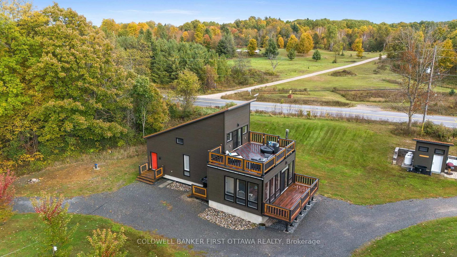 4210 Scotch Line Road • Perth, ON photo 3
