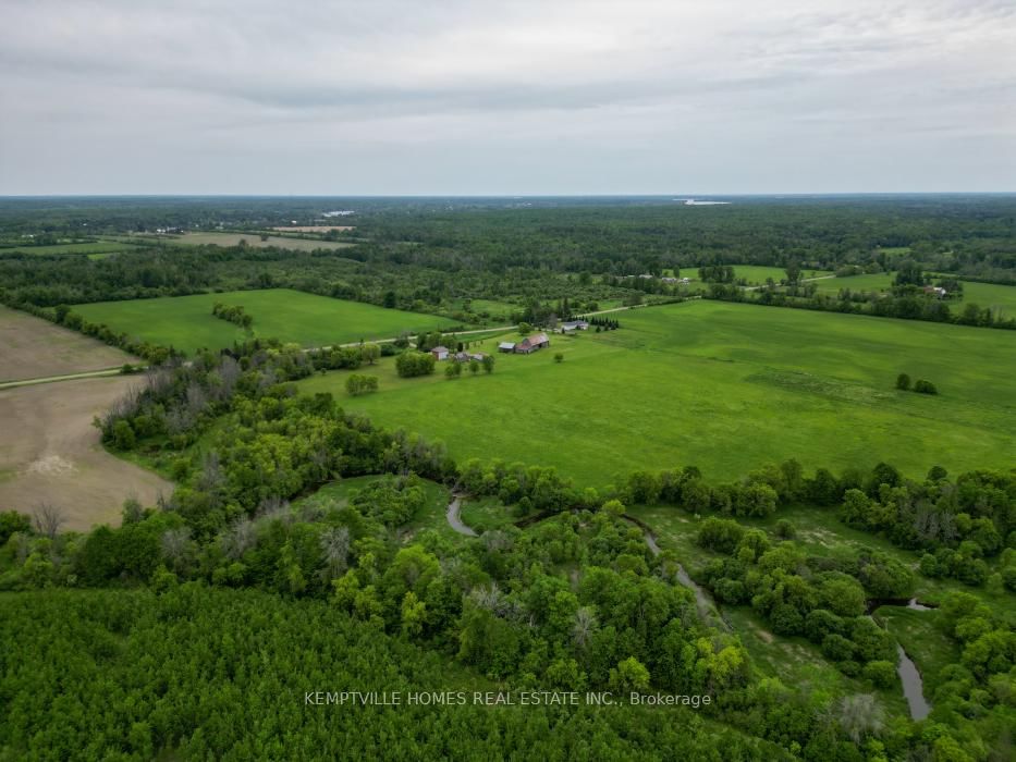 00 RICHARDSON Road • Merrickville, ON photo 10