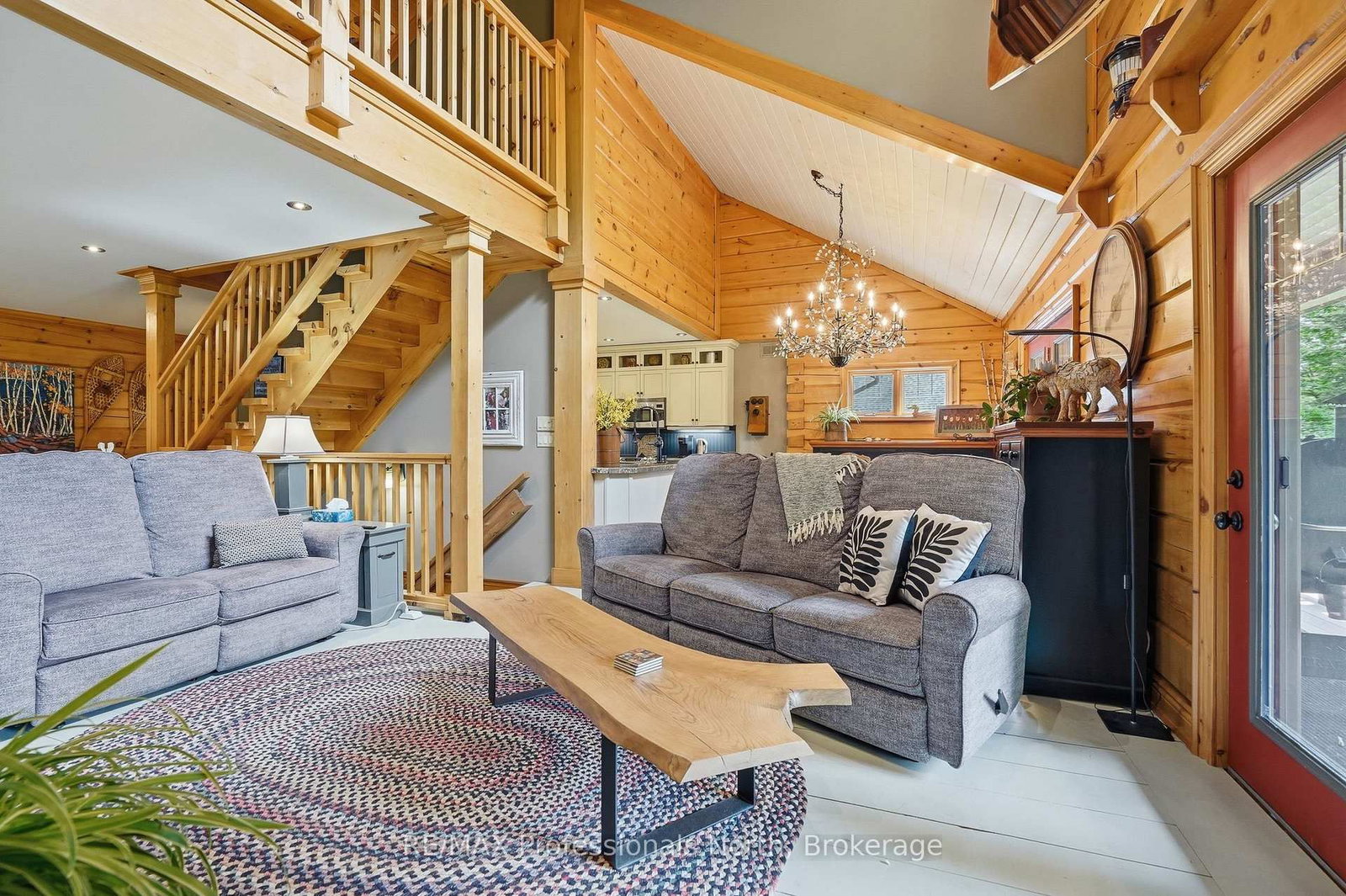 200 Riverside Drive • Kearney, ON photo 13