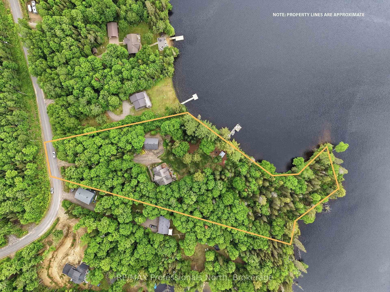 200 Riverside Drive • Kearney, ON photo 2