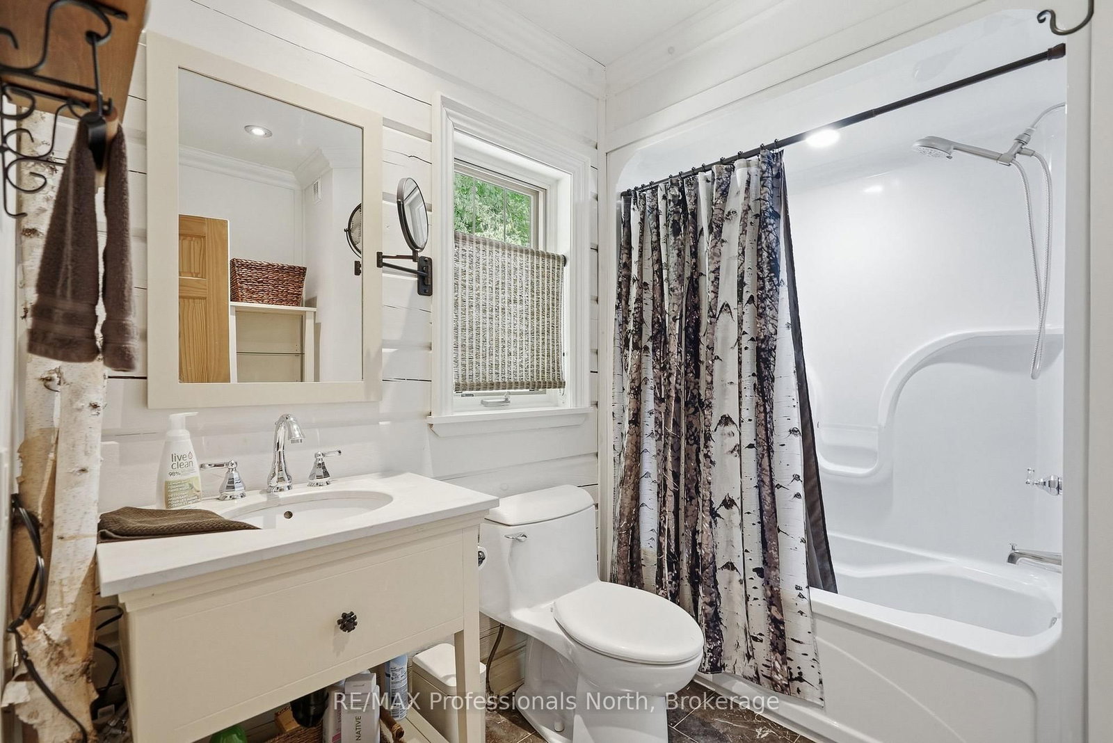 200 Riverside Drive • Kearney, ON photo 27