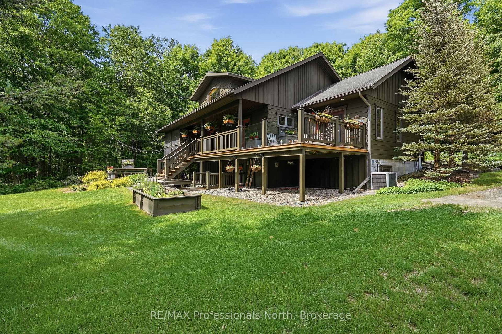 200 Riverside Drive • Kearney, ON photo 40
