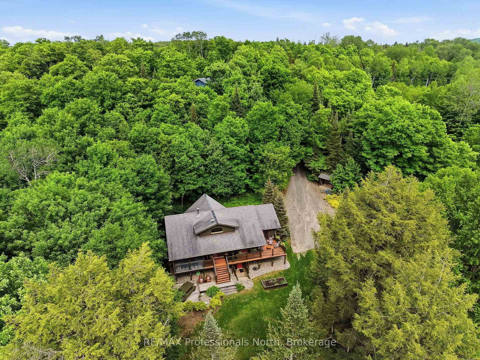 200 Riverside Drive • Kearney, ON photo 43