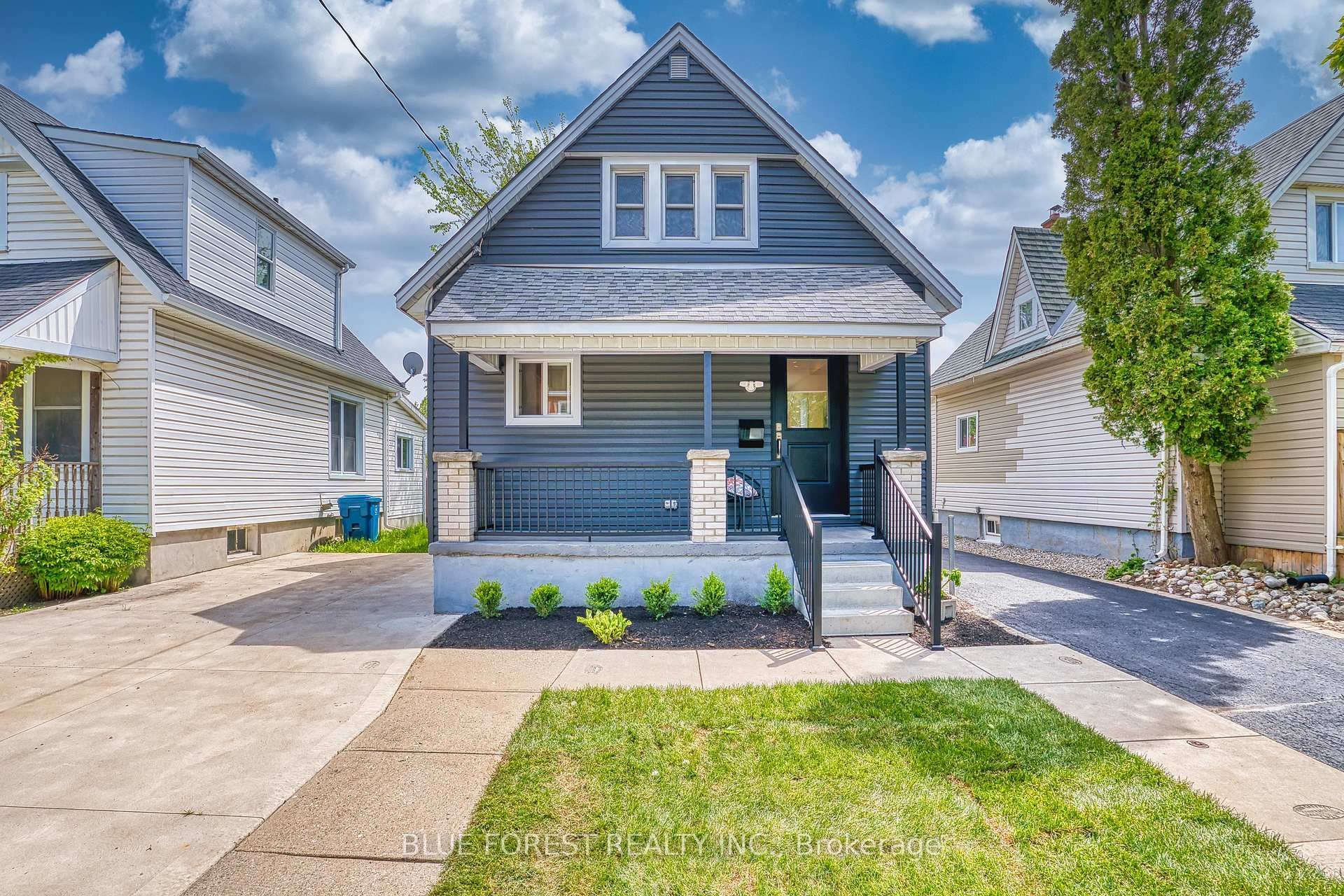 471 Albert Street