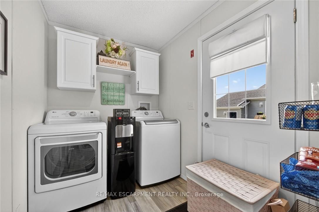 29 Hickory Hollow • Haldimand, ON photo 21