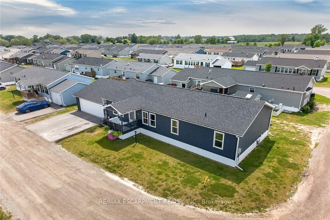 29 Hickory Hollow • Haldimand, ON photo 34