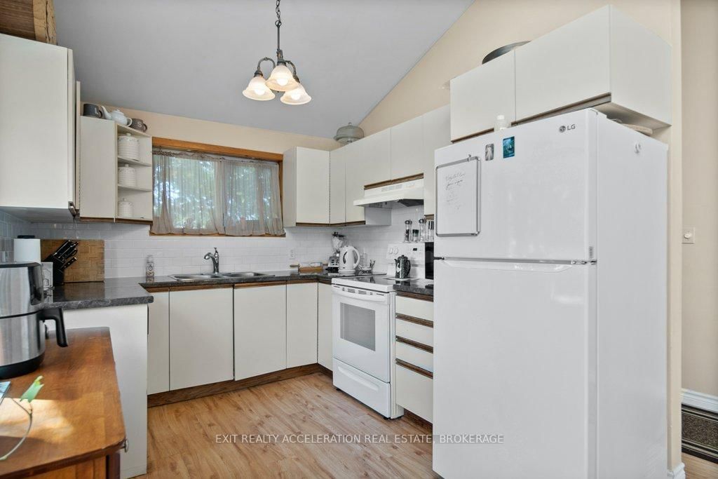 122 Bayview Drive • Napanee, ON photo 10