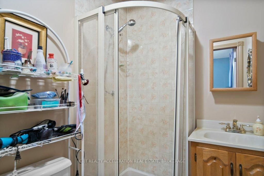122 Bayview Drive • Napanee, ON photo 16