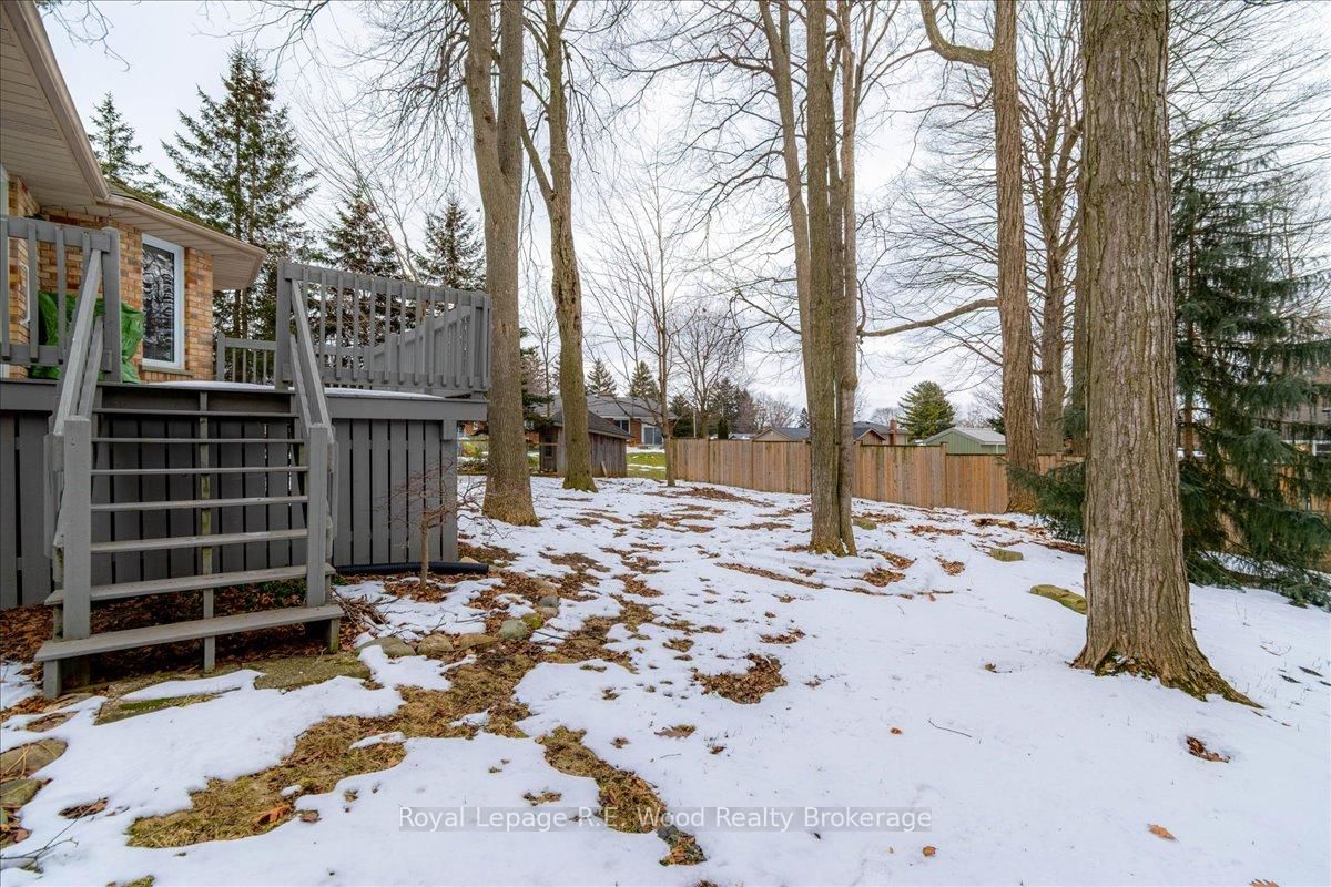 27 Woodside Drive