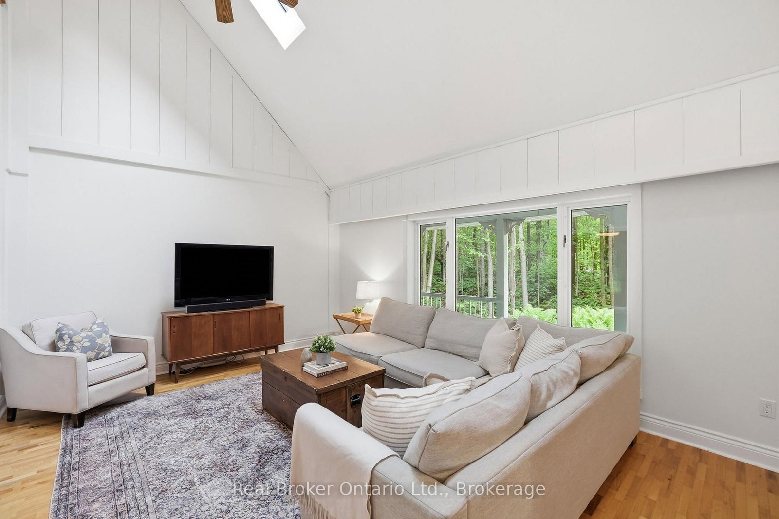 805500 25 Side Road • Grey Highlands, ON photo 16