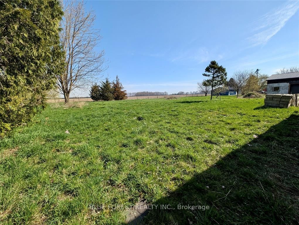12003 Base Line • Chatham-Kent, ON photo 16