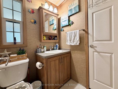 7 Hickory Lane • Port Colborne, ON photo 9