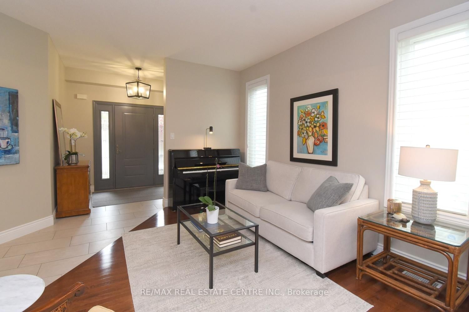 227 Valridge Drive • Hamilton, ON photo 5