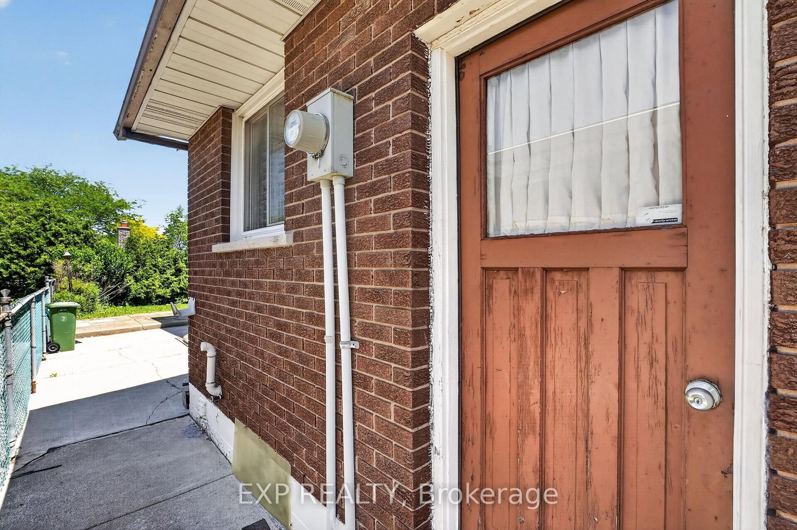 128 Hadeland Avenue • Hamilton, ON photo 37