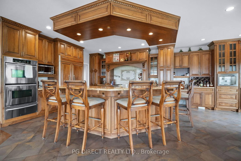 427 Surrey Drive