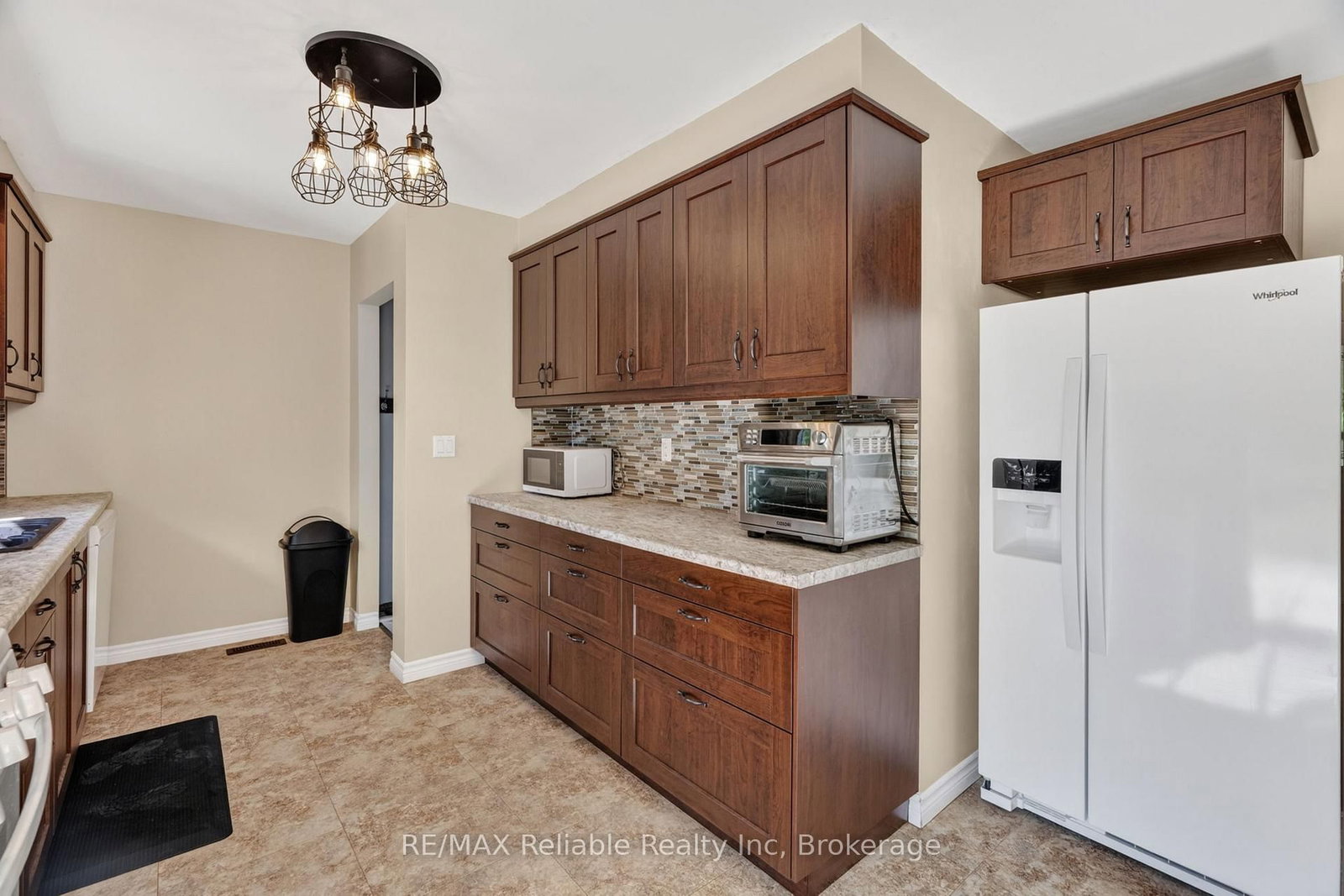 182 Jarvis Street S • Huron East, ON photo 10