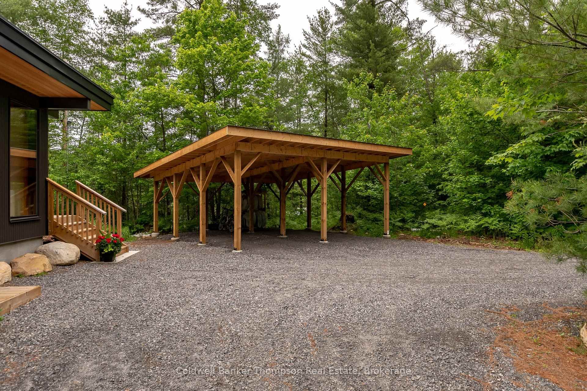 1558 South Lancelot Road
