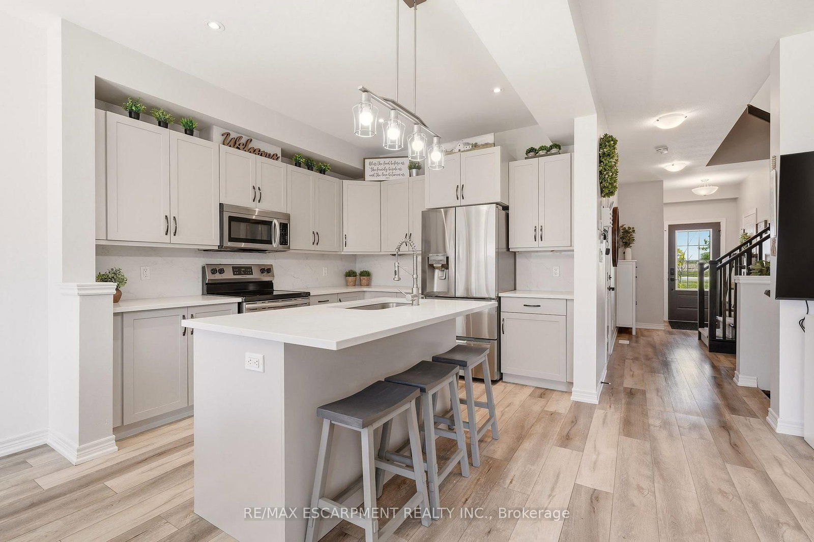 19 Severino Circle • West Lincoln, ON photo 7