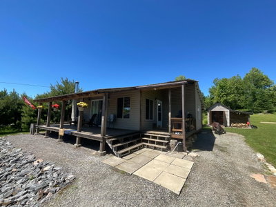 Detached House for sale at 135 Daniel Drive, Parry Sound Remote Area, Ontario, P0H 2R0 - Restoule - MLS: X13441046