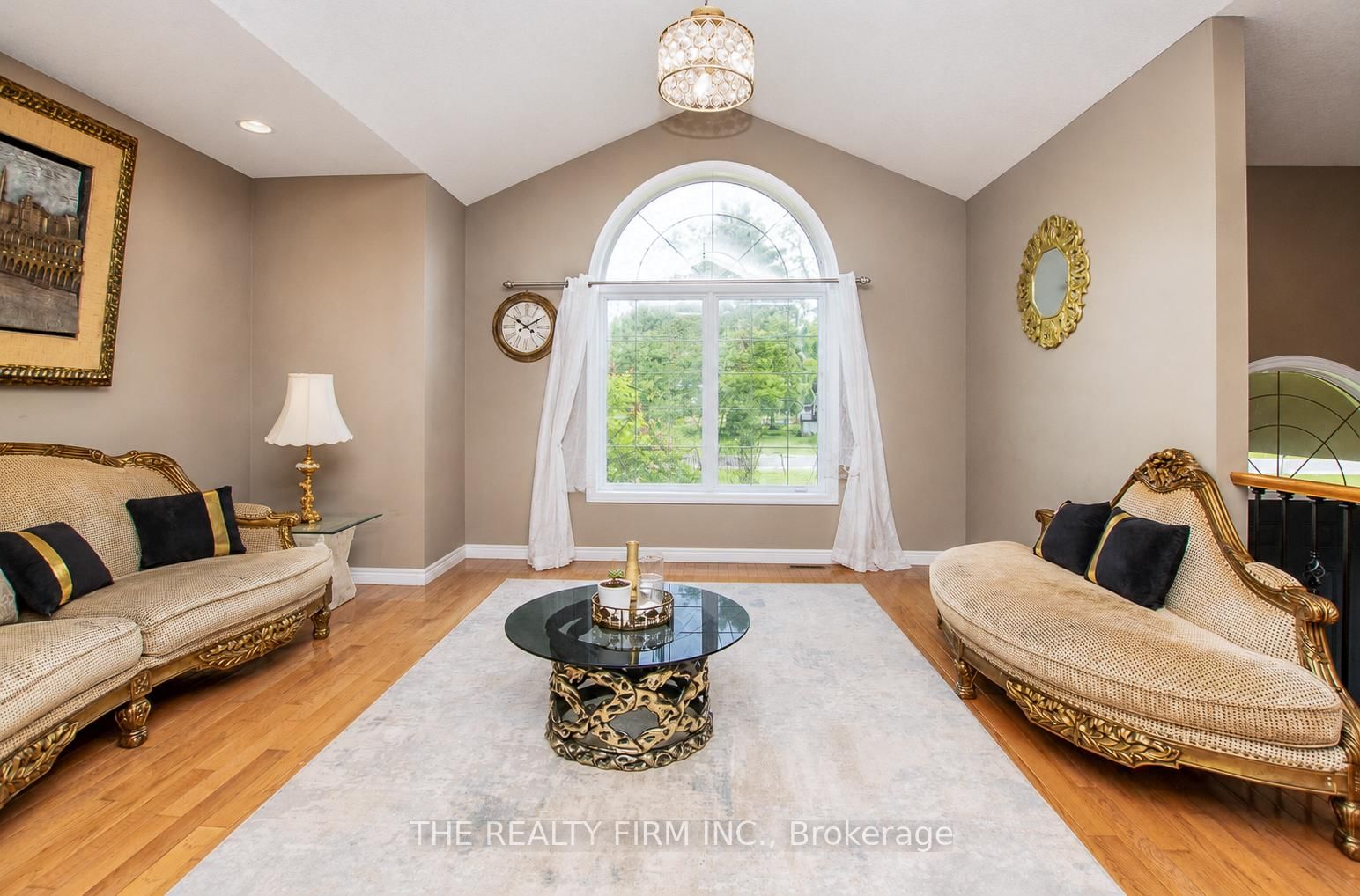 24677 Pioneer Line • West Elgin, ON photo 12